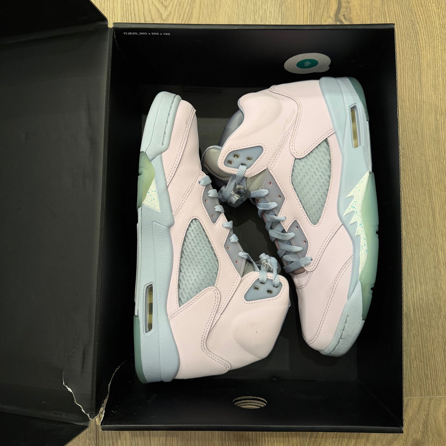 WORN JORDAN 5 EASTER SIZE 10.5