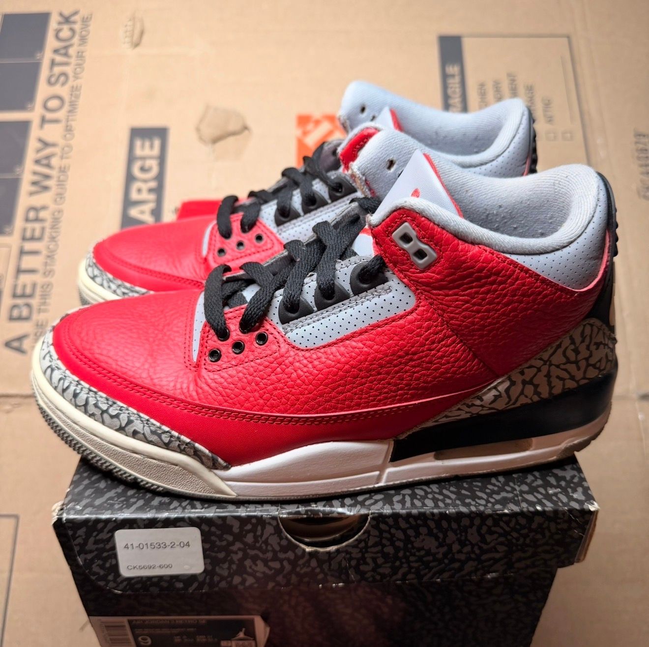 WORN JORDAN 3 "UNITE" - Used/Worn