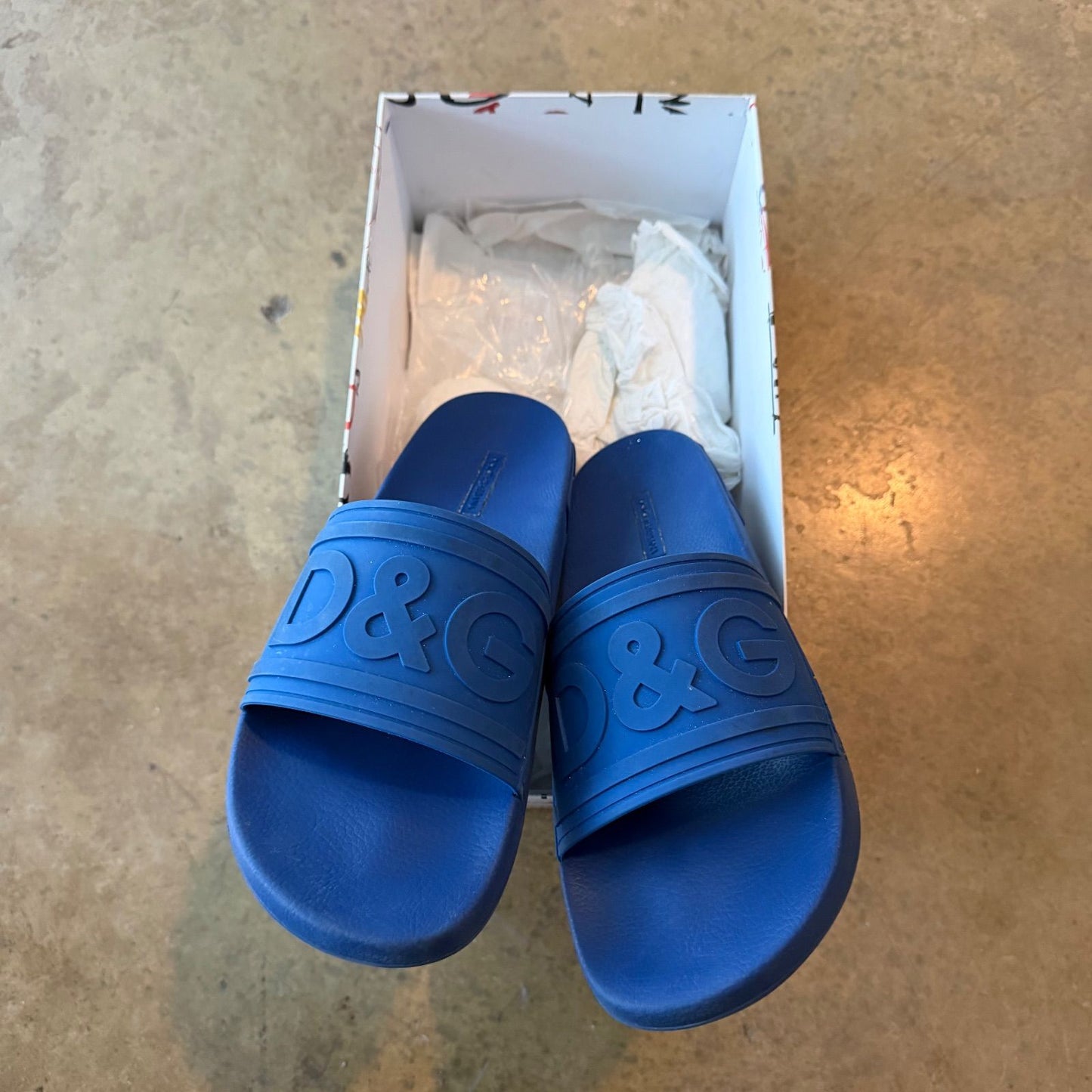 WORN Dodge gabana slides - Used/Worn