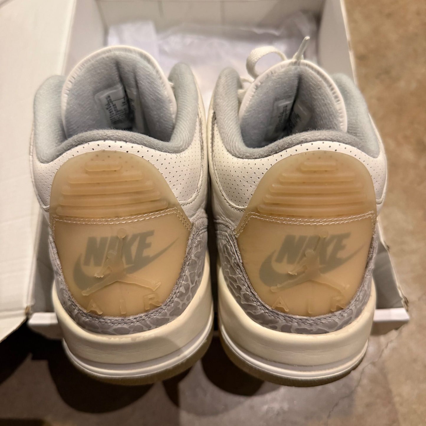WORN JORDAN 3 "CRAFT IVORY" - Used/Worn