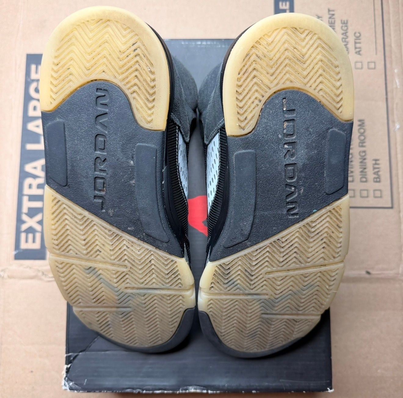 WORN JORDAN 5 "ANTHRACITE" - Used/Worn