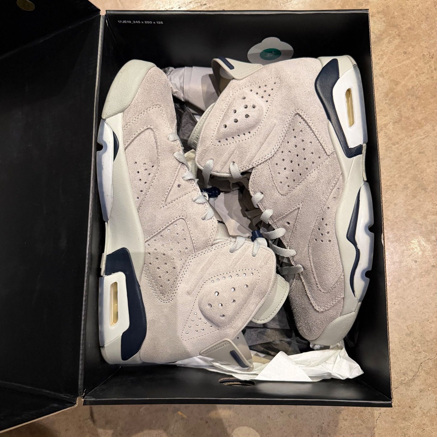 WORN JORDAN 6 "GEORGETOWN" - Used/Worn