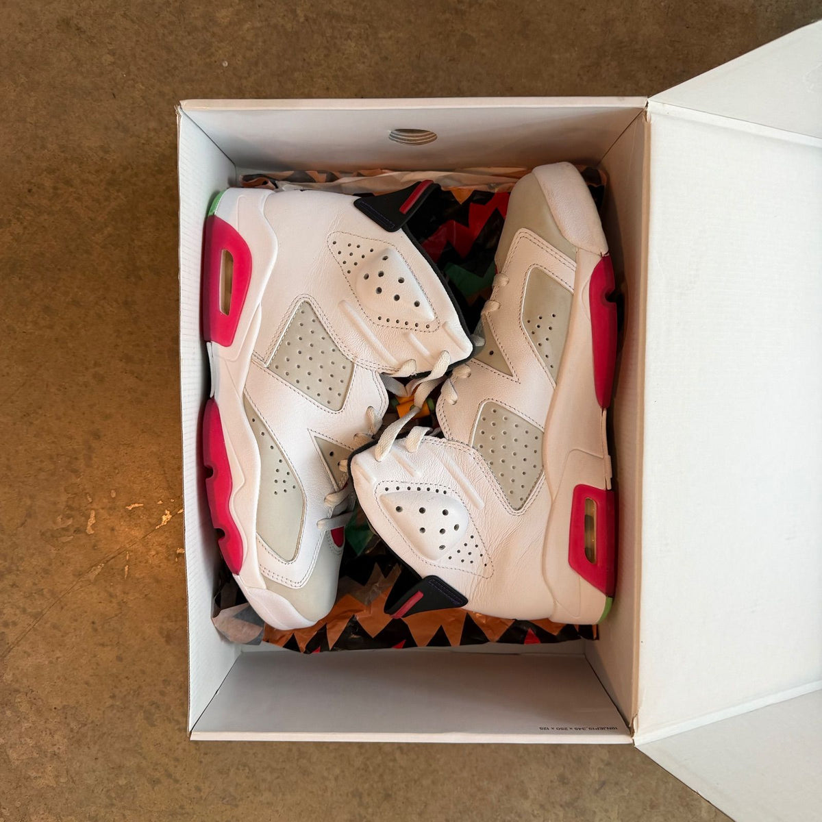 WORN Jordan 6 hare - Used/Worn