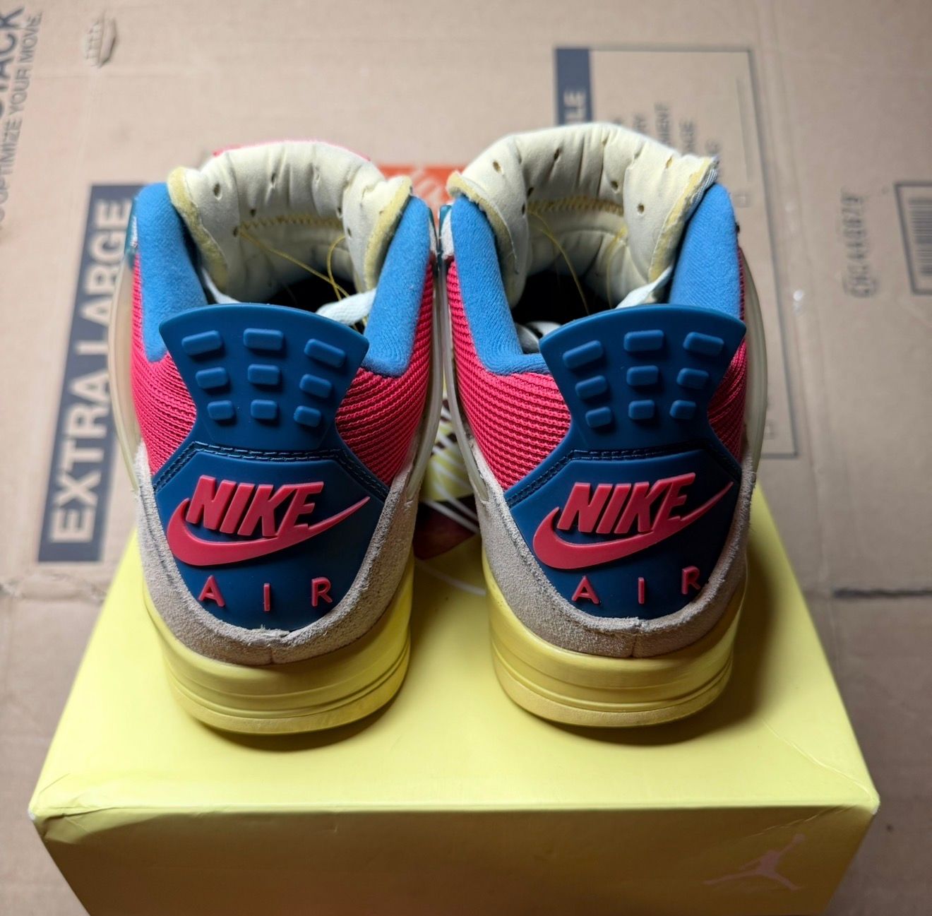 WORN JORDAN 4 UNION "GUAVA" - Used/Worn