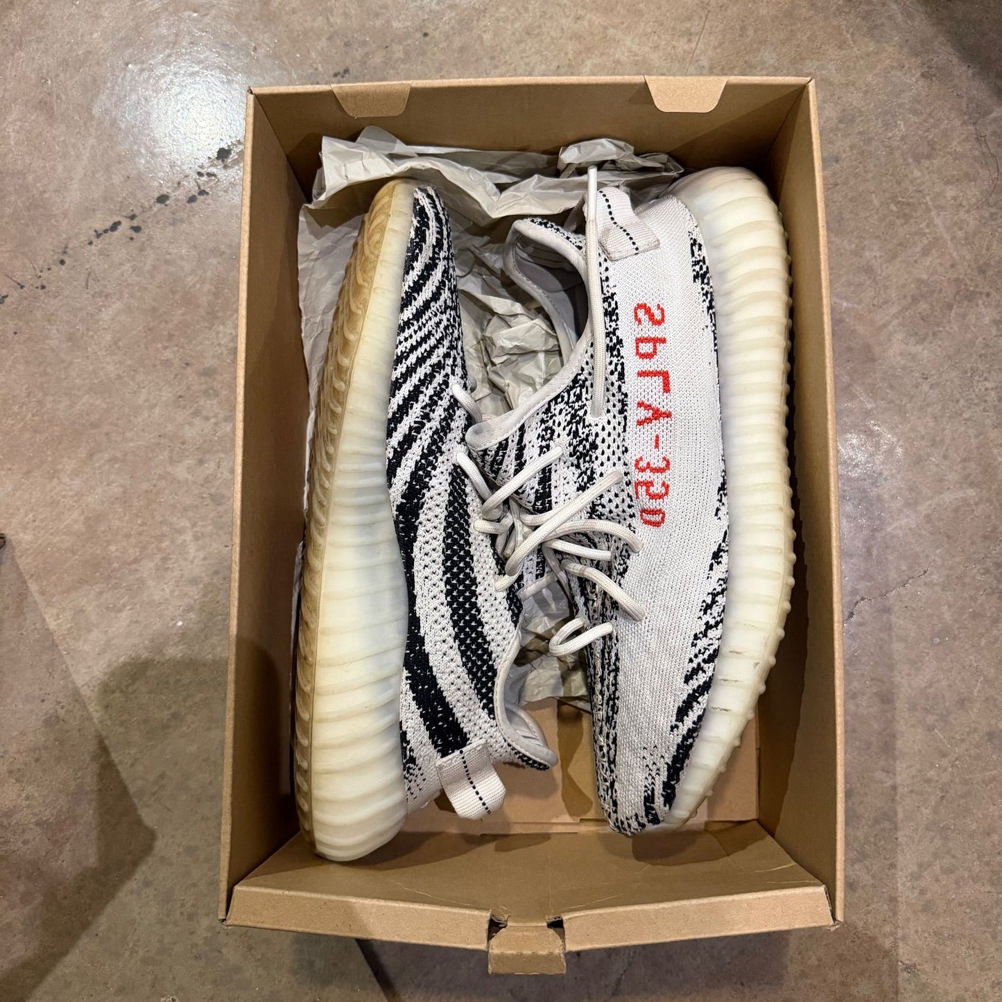 WORN YEEZY 350 "ZEBRA" - Used/Worn