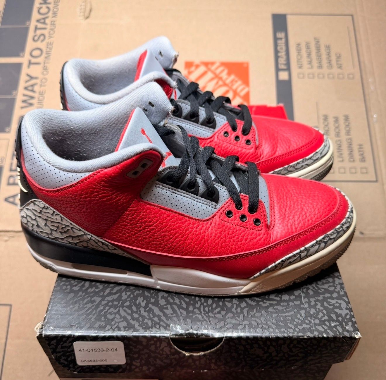 WORN JORDAN 3 "UNITE" - Used/Worn