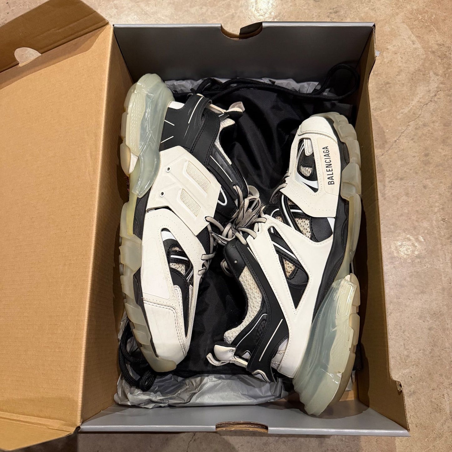 WORN BALENCIAGA SNEAKERS - Used/Worn