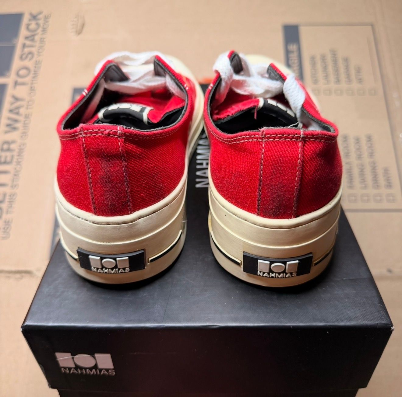 WORN NAHMIAS "RED" - Used/Worn