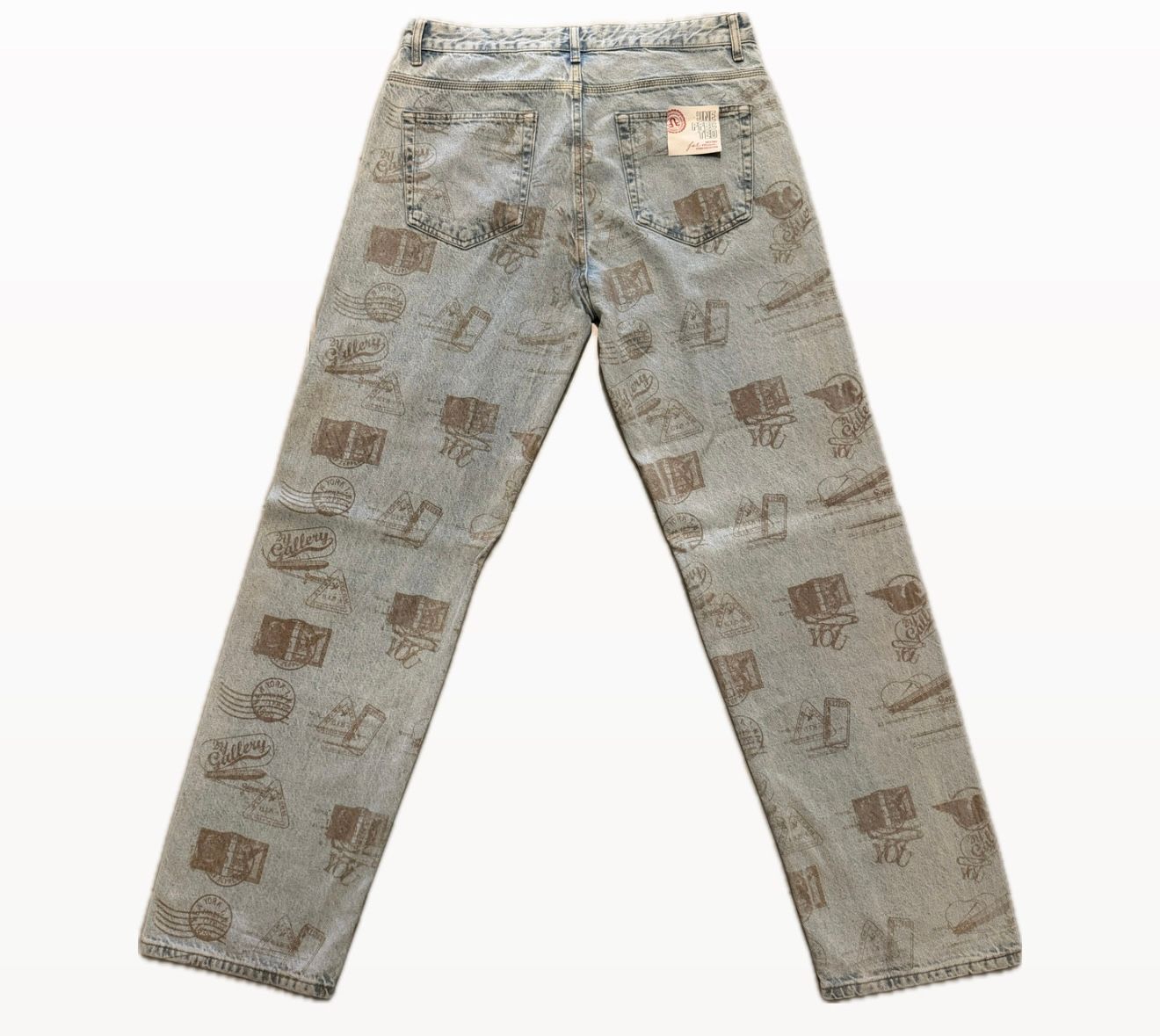 Uneffected Light Washed Jeans