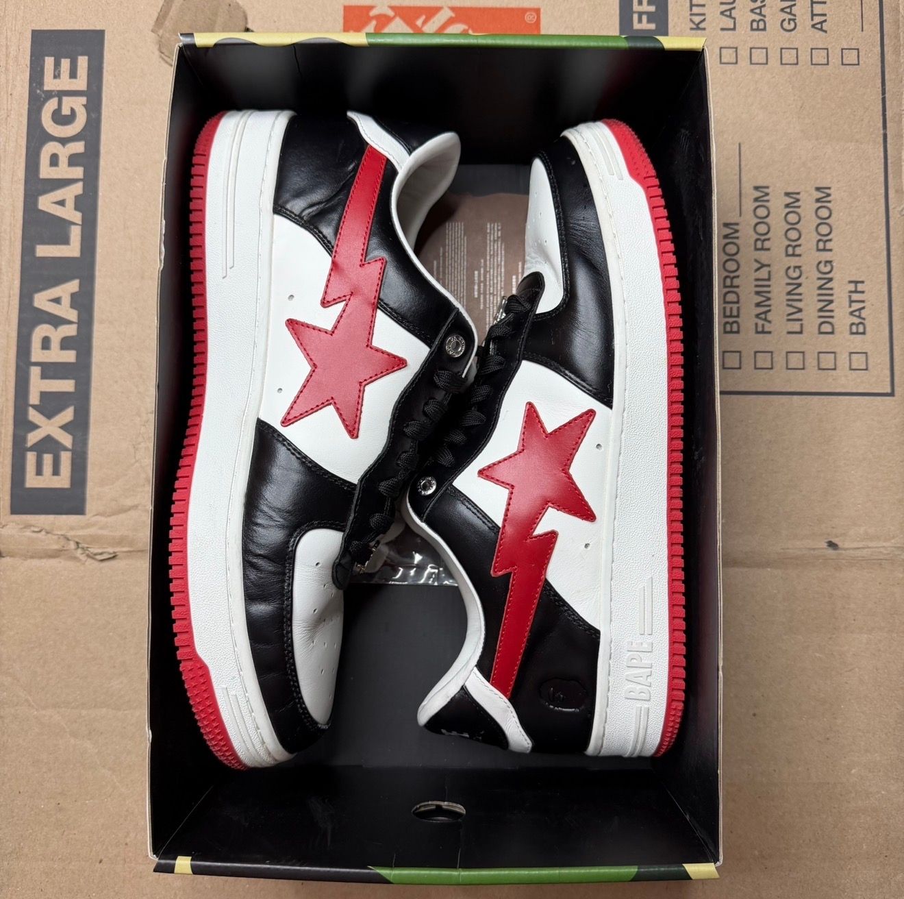 WORN BAPE RED/BLACK - Used/Worn