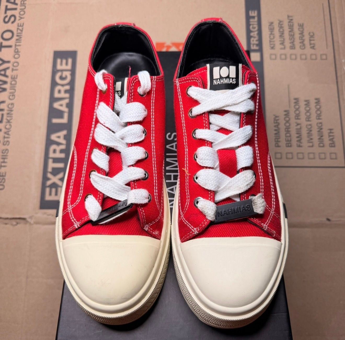 WORN NAHMIAS "RED" - Used/Worn
