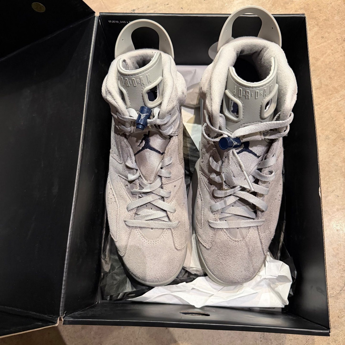 WORN JORDAN 6 "GEORGETOWN" - Used/Worn