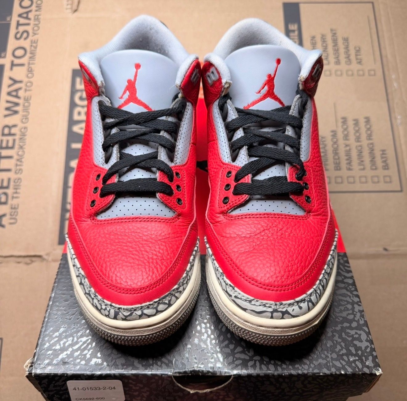 WORN JORDAN 3 "UNITE" - Used/Worn