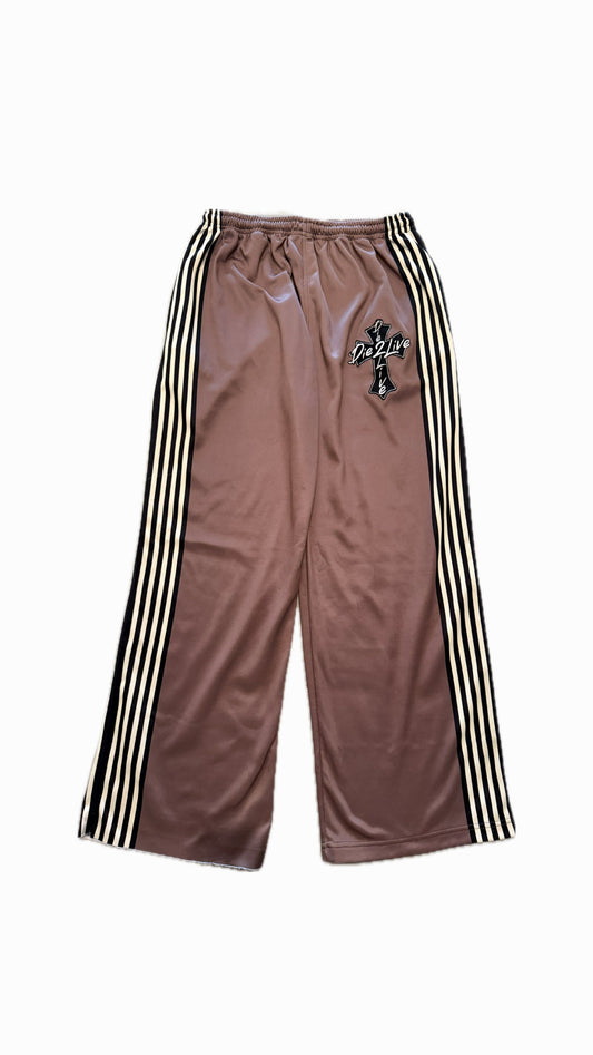 D2L Brown Sweatpants - Used/Worn