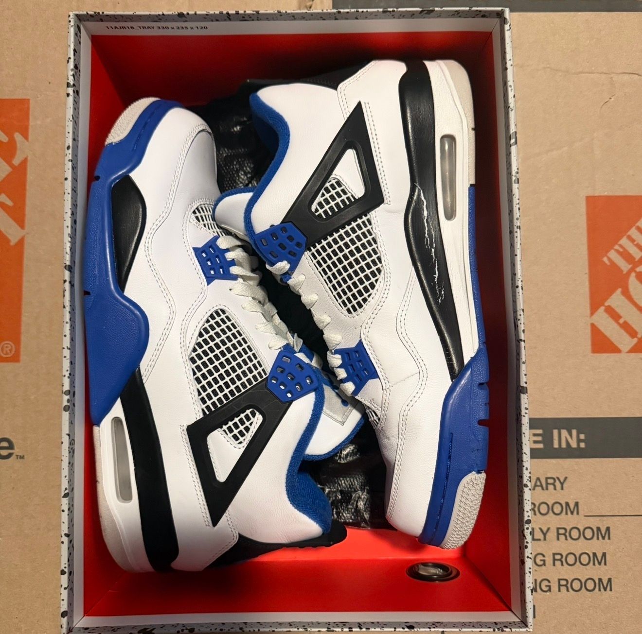 WORN JORDAN 4 "MOTORSPORTS" - Used/Worn