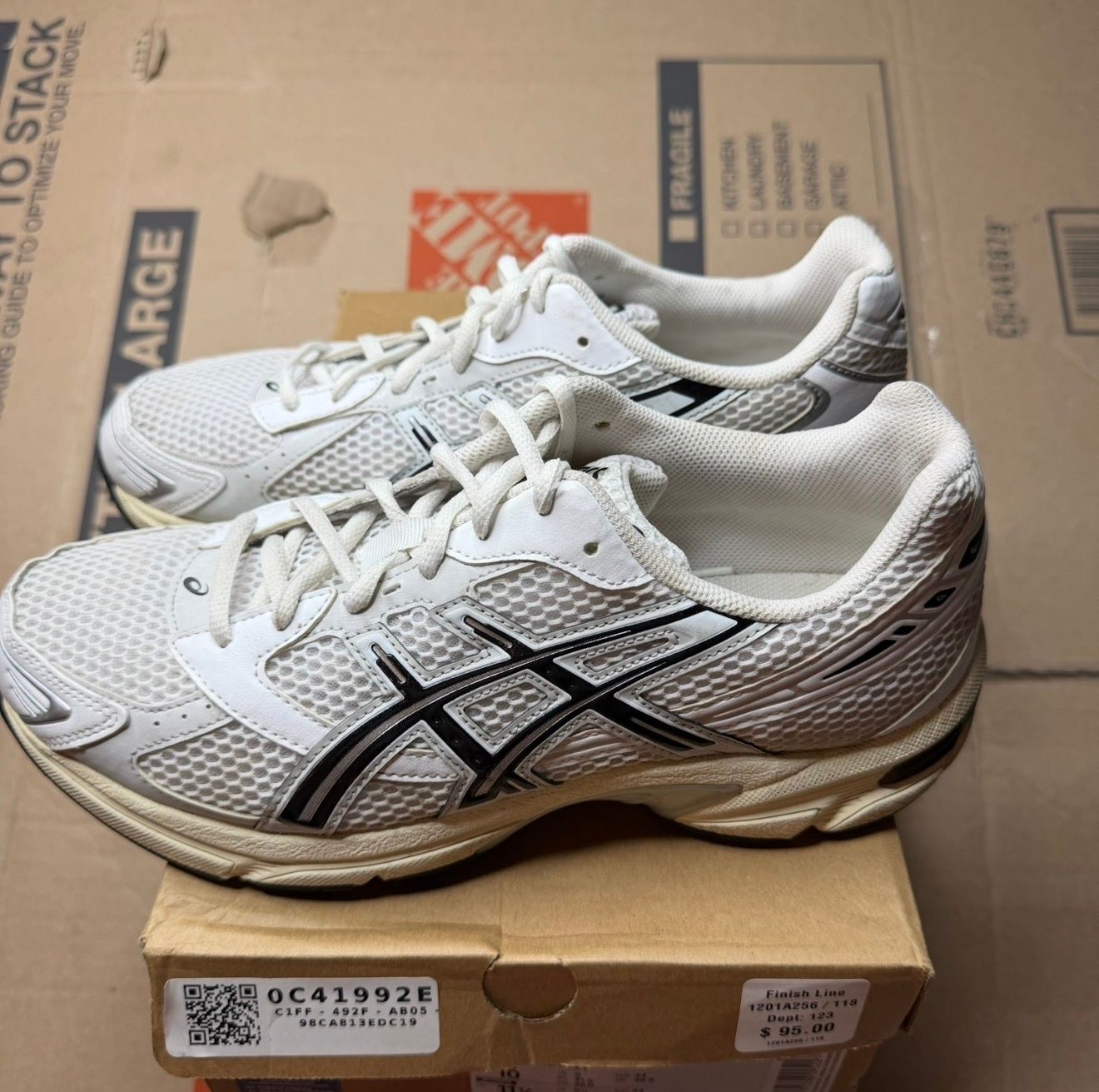 WORN ASICS "CLOUD GREY" - Used/Worn