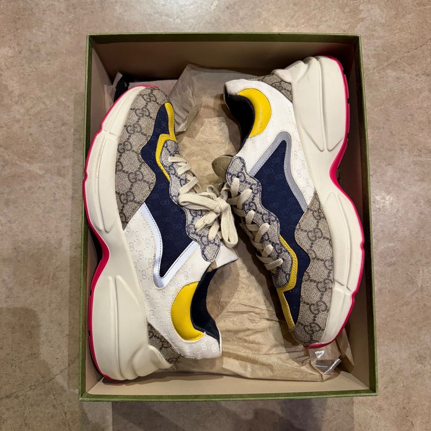 WORN GUCCI SNEAKERS - Used/Worn