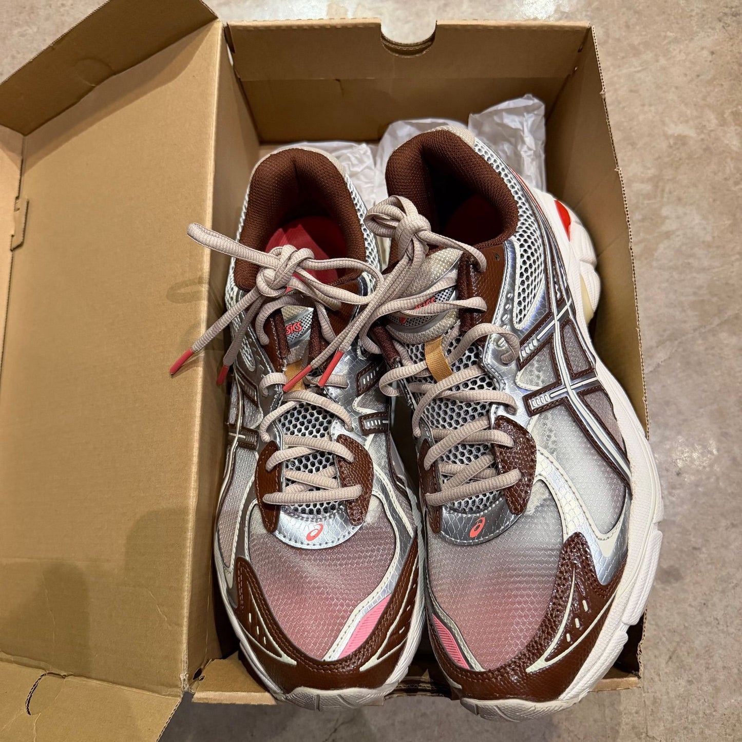 WORN ASICS "CHOCOLATE BROWN" - Used/Worn