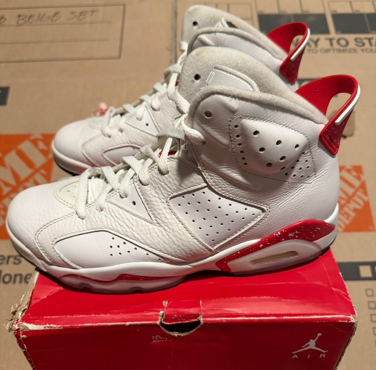 WORN JORDAN 6 "RED OREO" - Used/Worn