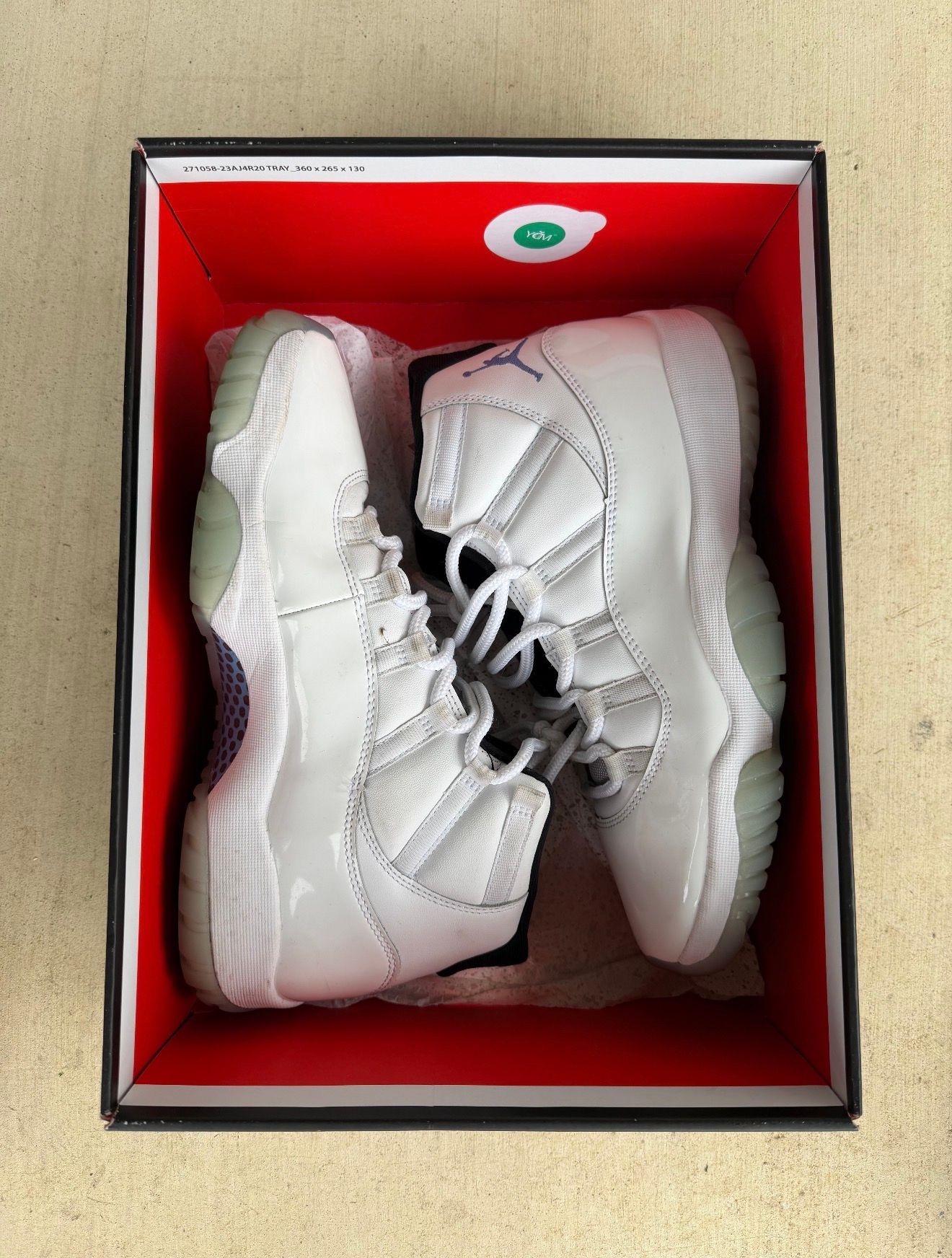 NO BOX Legend Blue 11s - Used/Worn