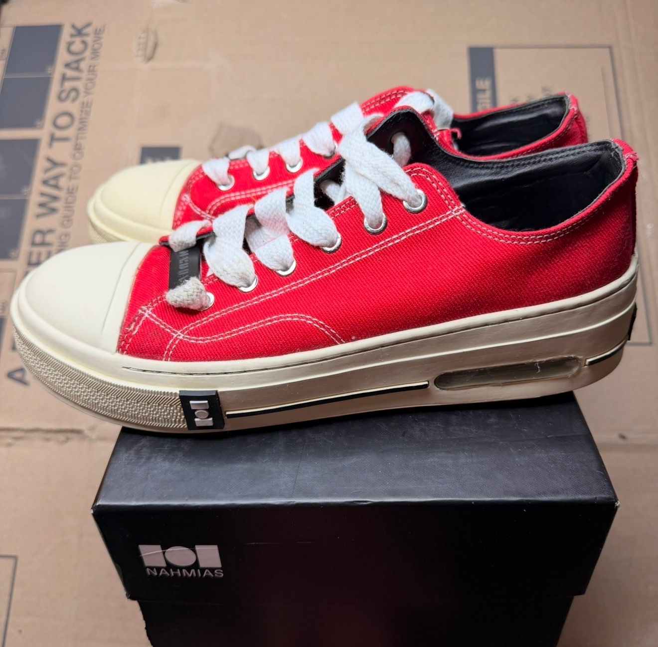WORN NAHMIAS "RED" - Used/Worn