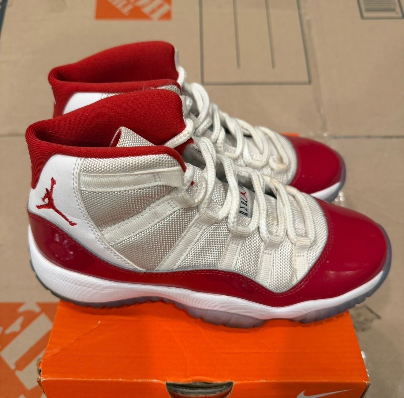 WORN GS JORDAN 11 "CHERRY" - Used/Worn