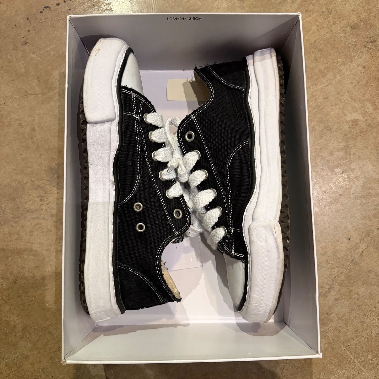 WORN MAISON MIHARA SNEAKERS - Used/Worn