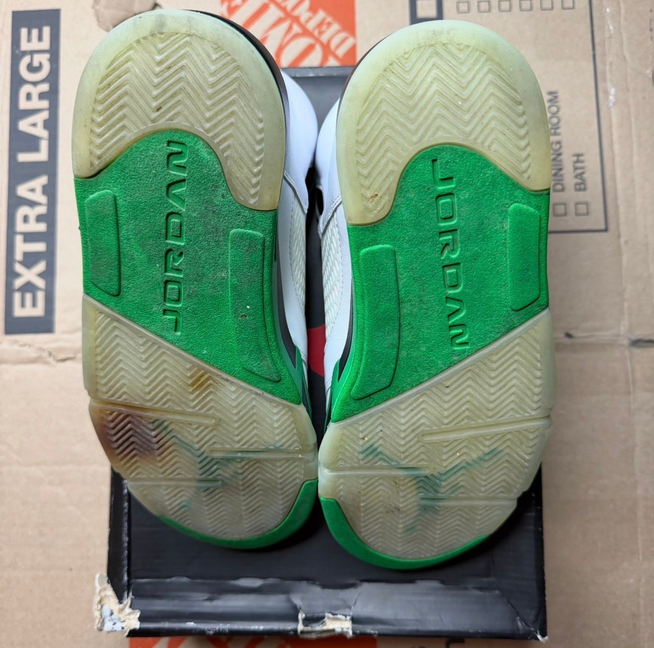WORN JORDAN 5 "LUCKY GREEN" - Used/Worn