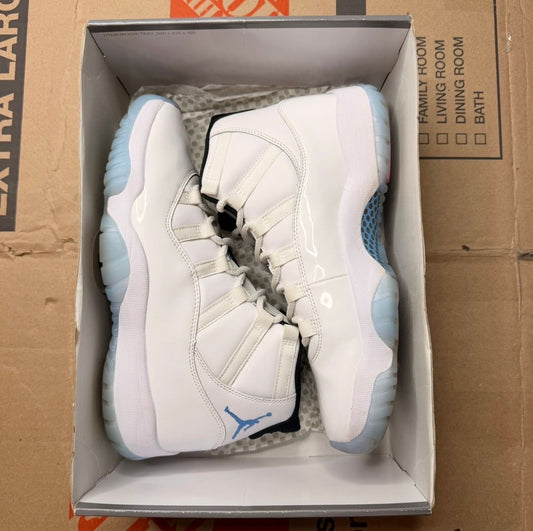 WORN JORDAN 11 "COLUMBIA" - Used/Worn