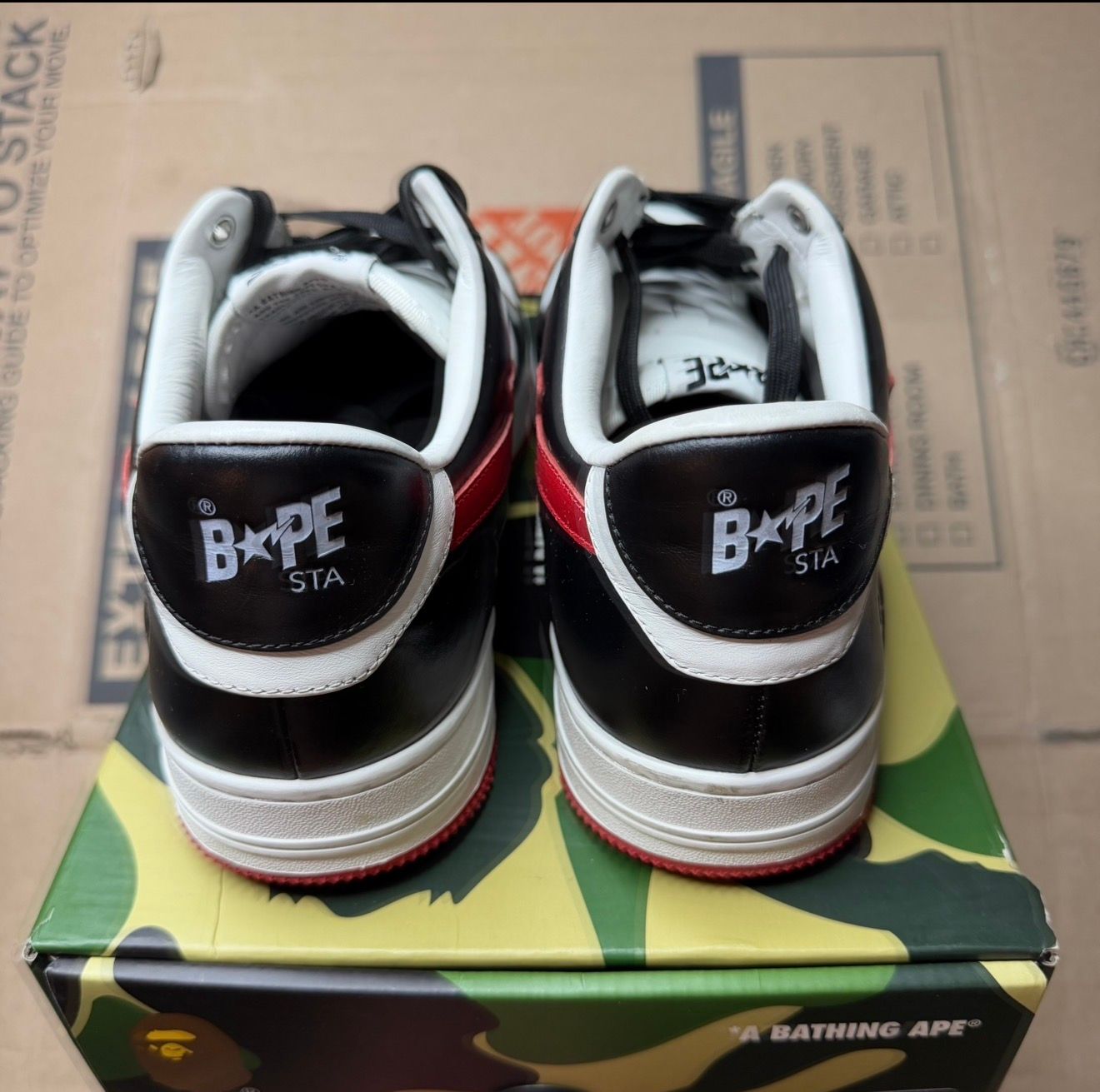 WORN BAPE RED/BLACK - Used/Worn